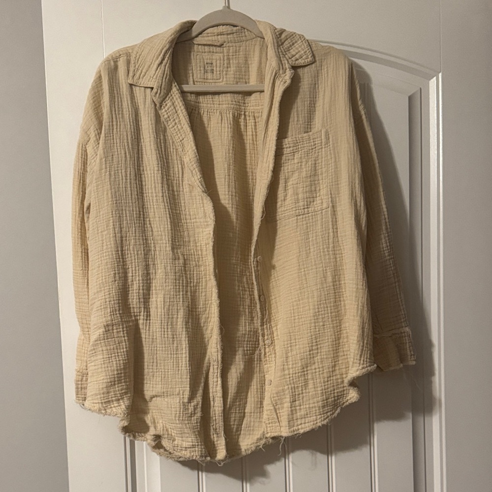 Aerie pool to party cover up shirt size S soft oat